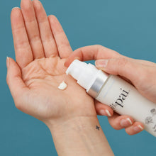 Load image into Gallery viewer, Geranium &amp; Thistle Rebalancing Day Cream

